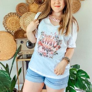 Blame My Gypsy Soul Graphic Tee with Daisy Choker
